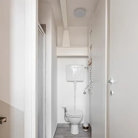 Hostmate - - Via Chiese - Bicocca