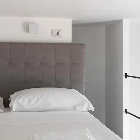 Hostmate - - Via Chiese - Bicocca Apartament